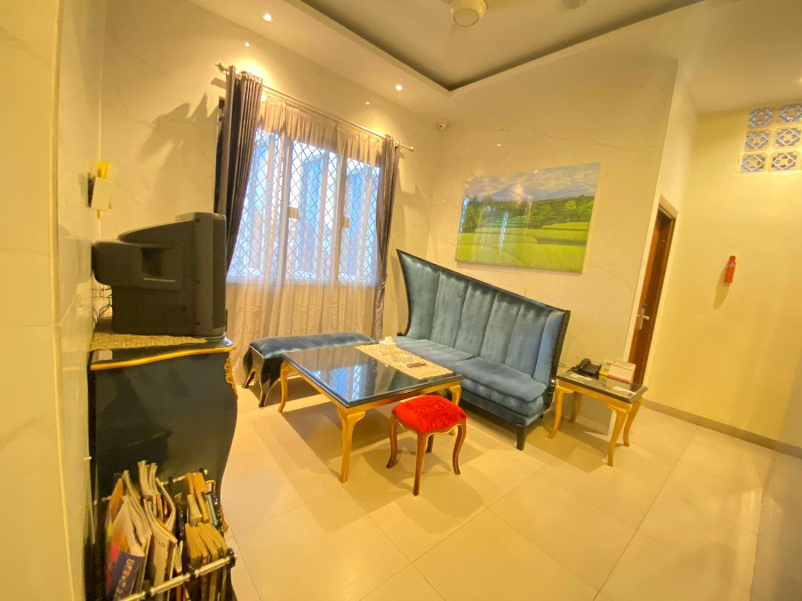 Jiyo Boutique
